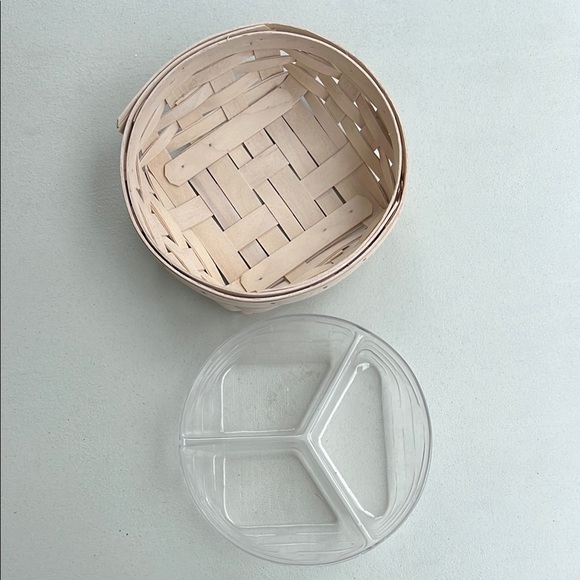 Longaberger Handwoven Basket with Clear Divider - Picture 4 of 4